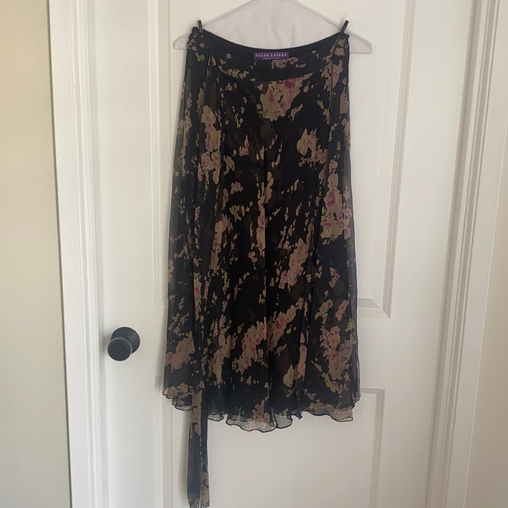 EUC Ralph Lauren Collection silk skirt 🌸